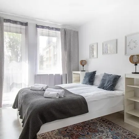 Wonderful 2-bedroom With Balcony