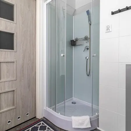 Wonderful 2-bedroom With Balcony