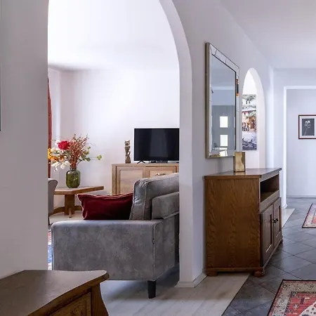 Wonderful 2-bedroom With Balcony Apartamento Varsóvia